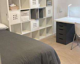 Bedroom of Flat to share in  Valencia Capital  with Air Conditioner