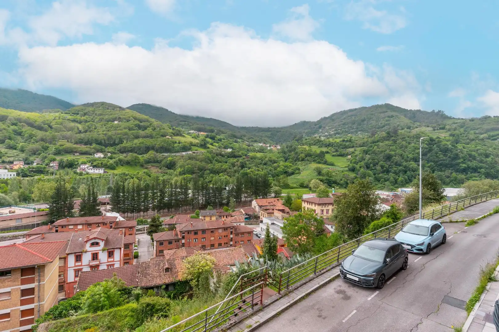 Vista exterior de Piso en venta en Aller