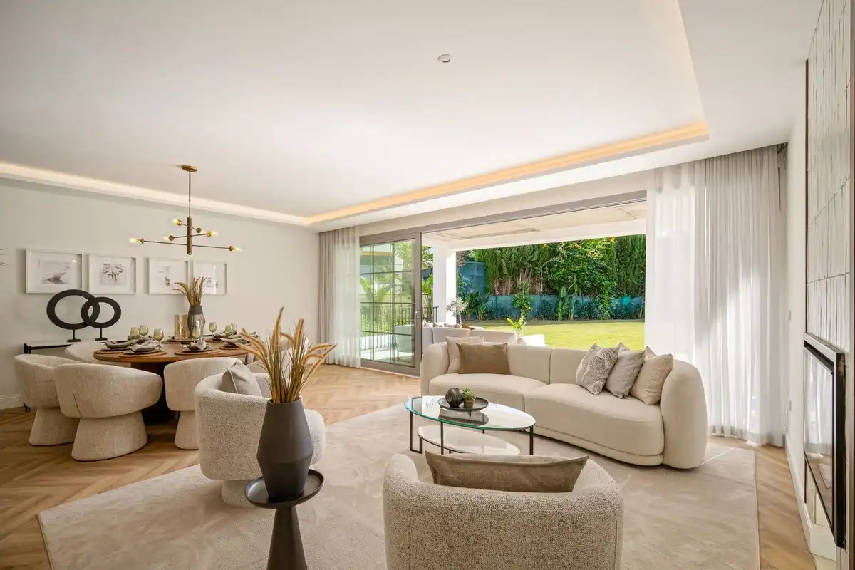 Living room of Detached homes for sale in Benahavís  with Terrace