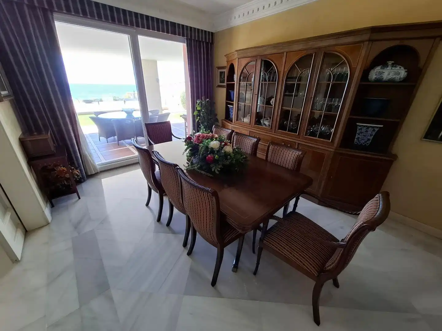 Comedor de Casa o chalet en venta en Alicante / Alacant con Calefacción, Jardín privado y Terraza