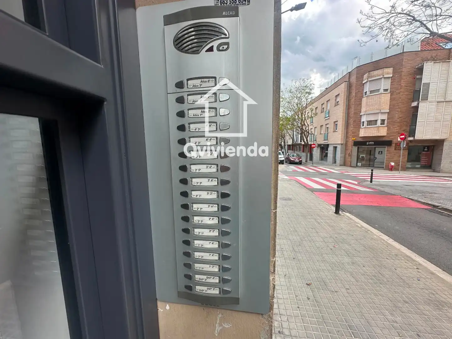 Piso en venta en Josep Anselm Clave, imagen 4