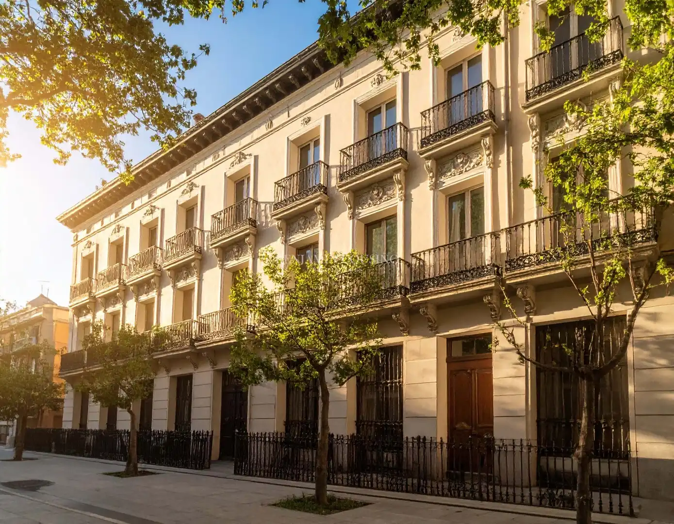 Vista exterior de Piso en venta en Madrid con Balcón