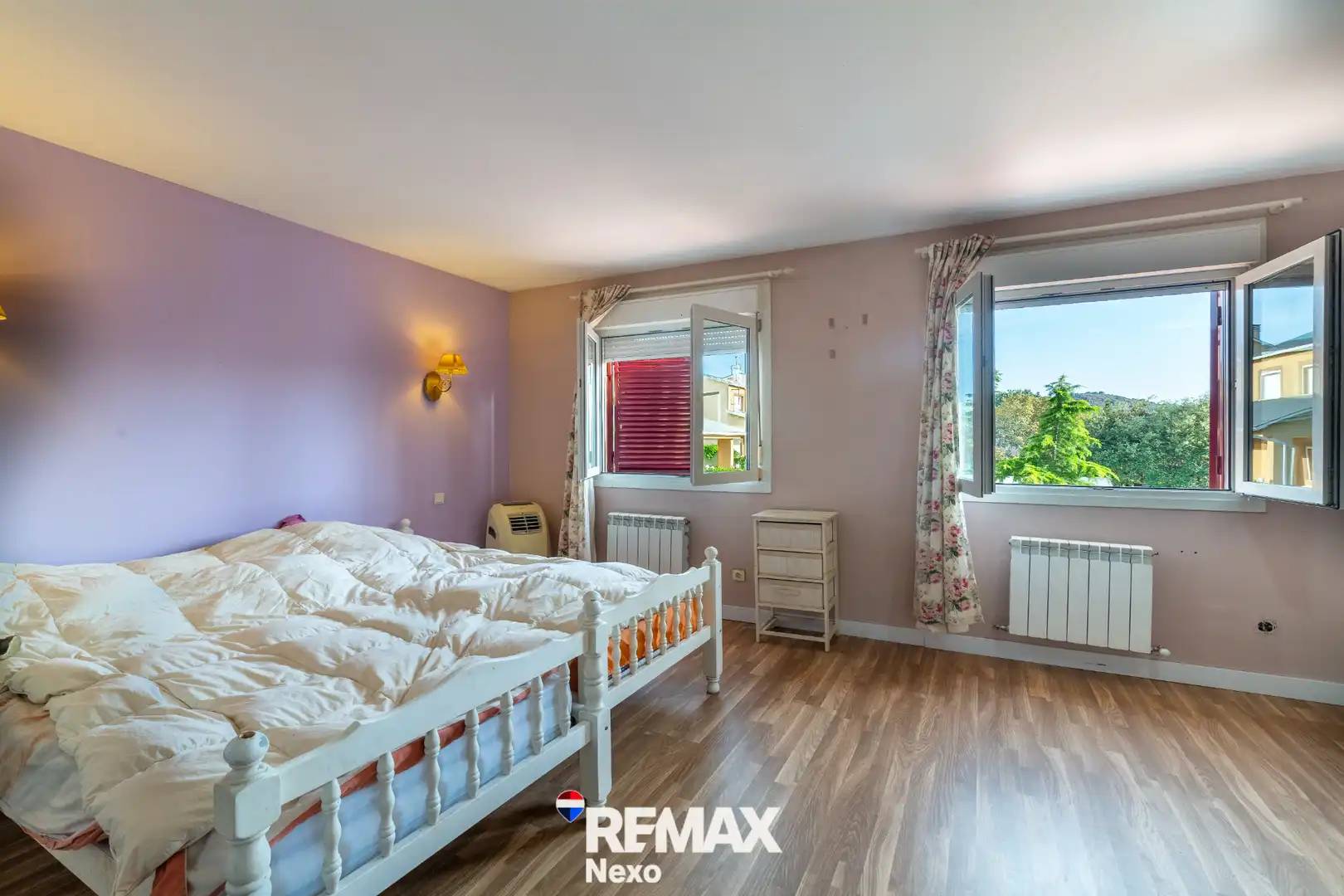 Dormitori de Casa o xalet en venda en El Espinar amb Calefacció, Jardí privat i Parquet
