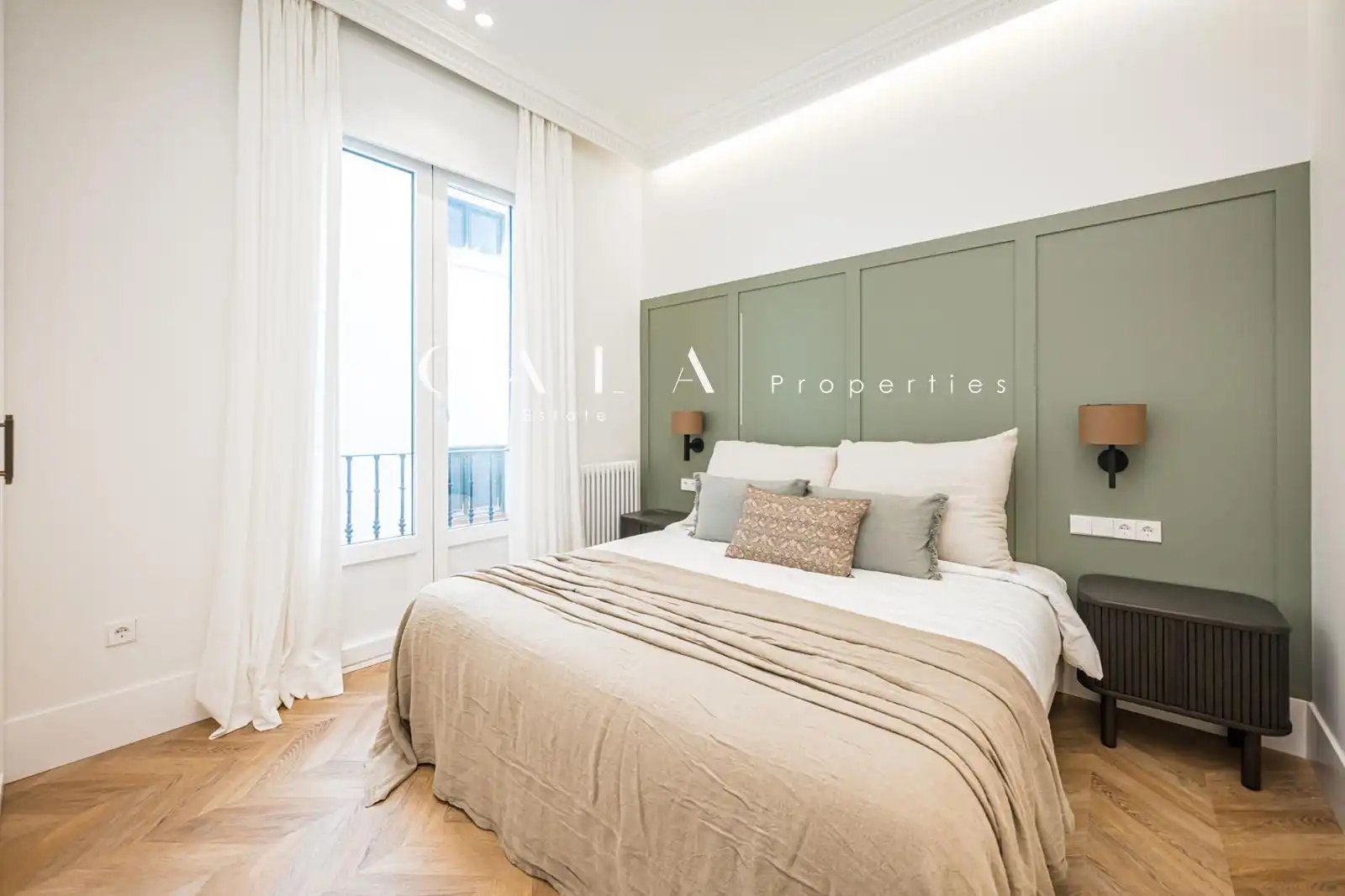 Schlafzimmer von Wohnung zur Miete in Madrid mit Klimaanlage, Heizung und Terrasse