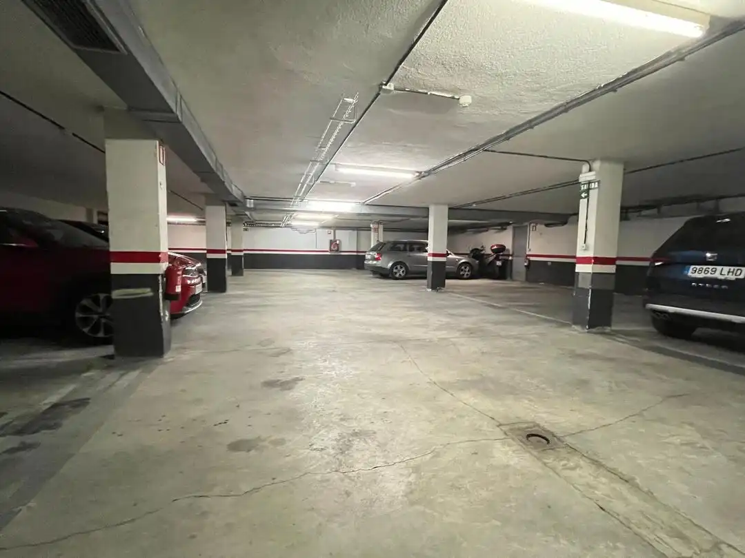Parking of Garage for rent in  Pamplona / Iruña