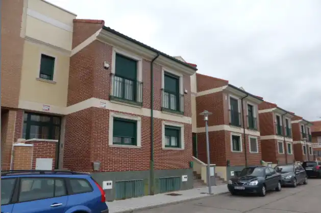 Vista exterior de Pis en venda en Cistérniga