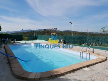 Villa mit Pool zum Verkauf in Carrer Can Cua