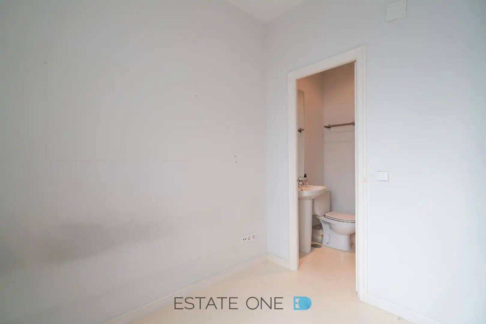 Bathroom of Flat for rent in Chamartín