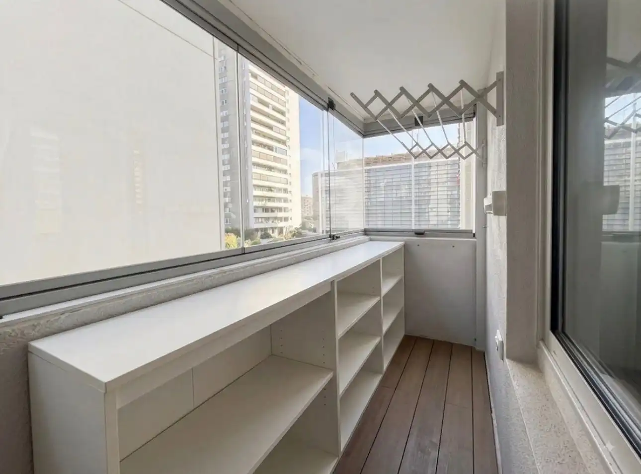 Terrasse von Wohnung zum Verkauf in Barcelona mit Klimaanlage, Terrasse und Möbliert