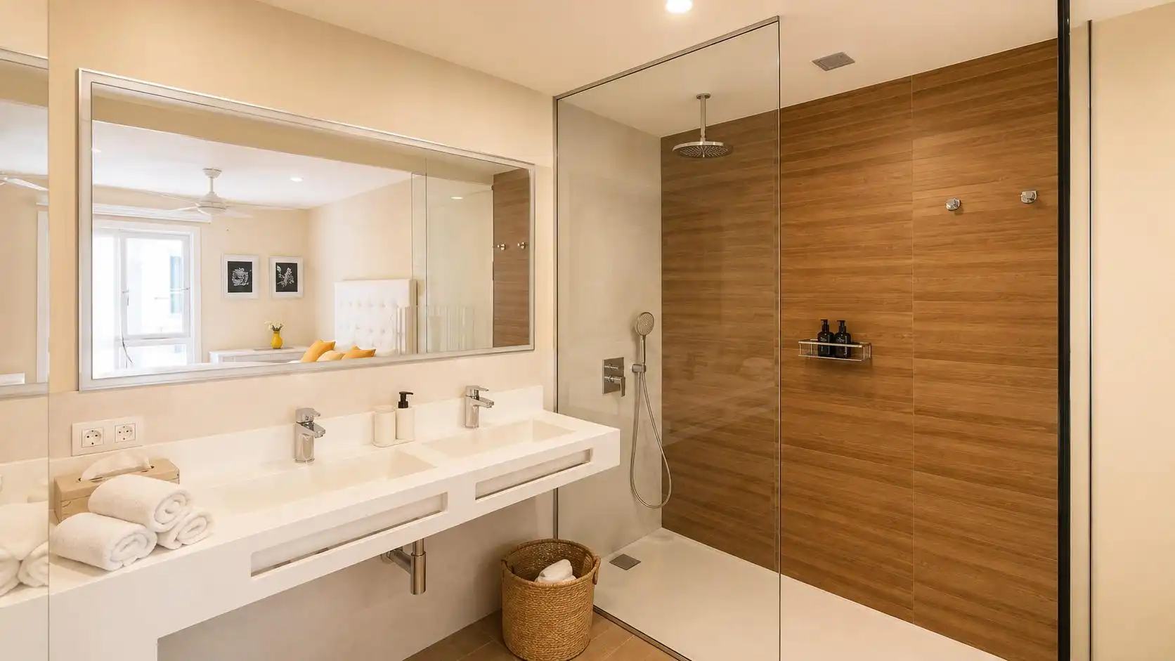Badezimmer von Wohnung zur Miete in Las Palmas de Gran Canaria mit Klimaanlage, Heizung und Möbliert