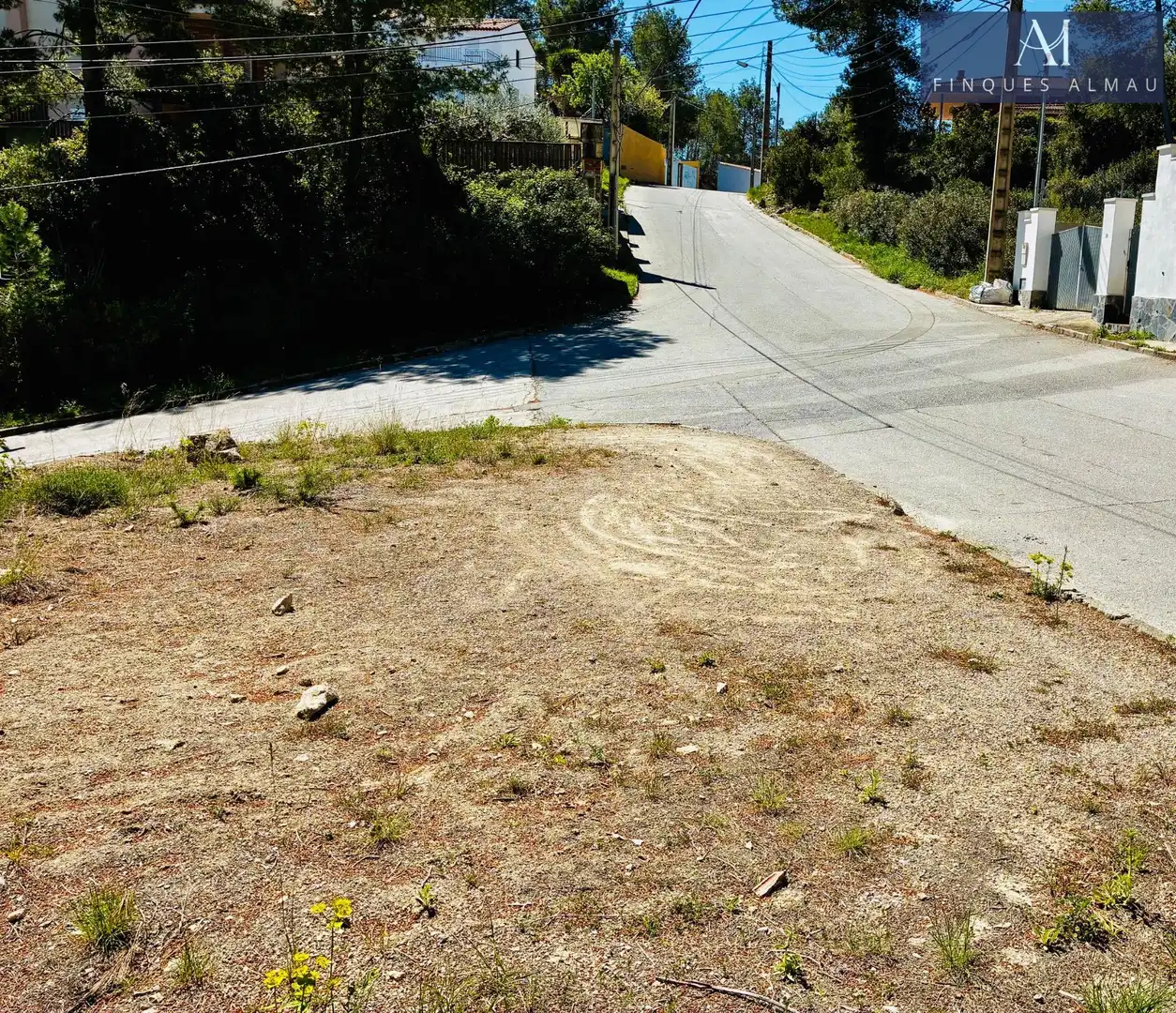 Wohnbaugrundstück zum Verkauf in Avenida de la Sardana, imagen 8