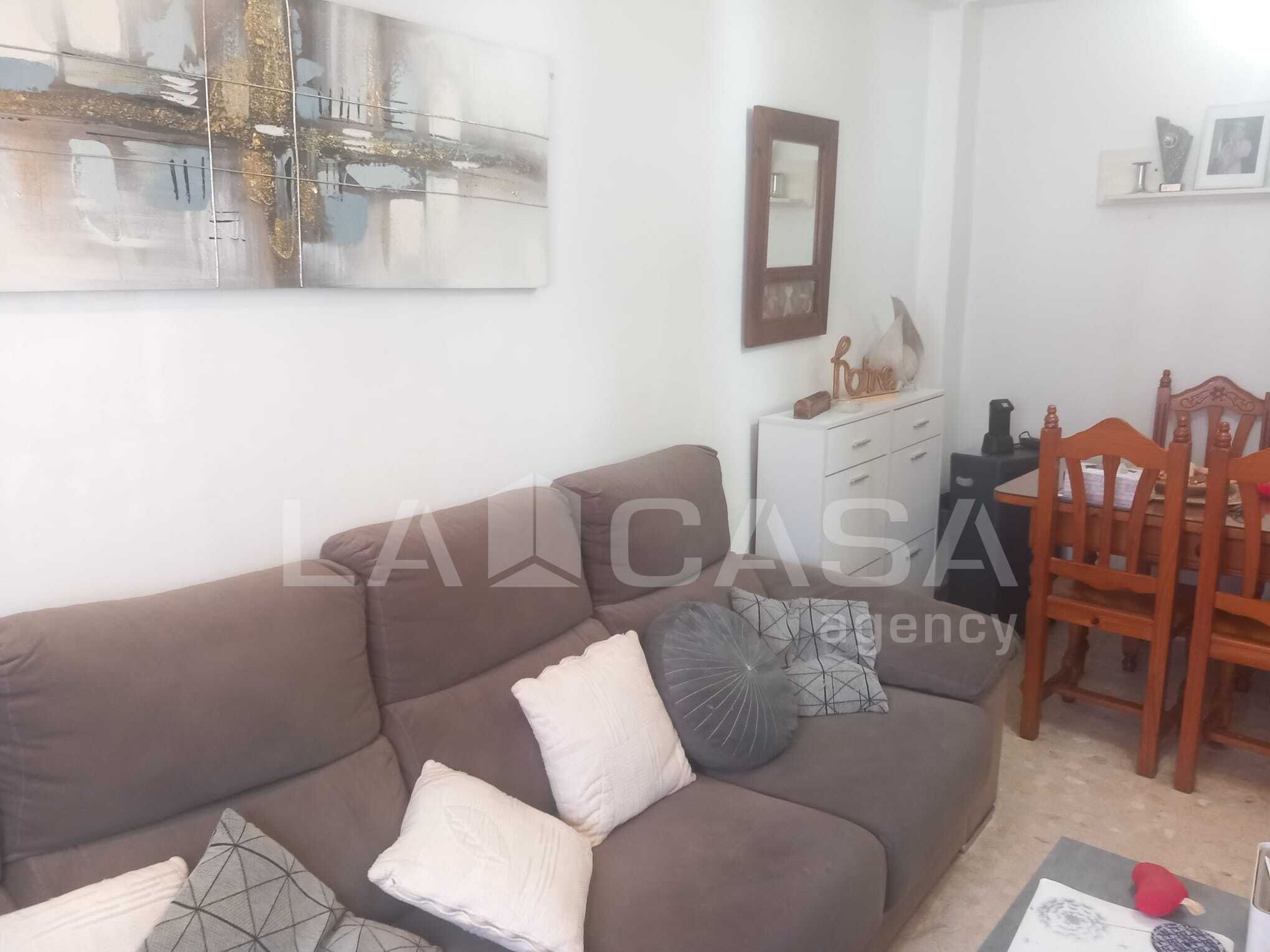 Living room of House or chalet for sale in Algeciras  with Terrace and Storage room