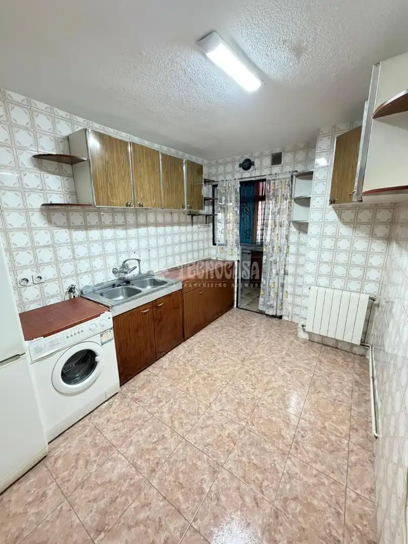 Cocina de Piso en venta en Fuenlabrada con Calefacción