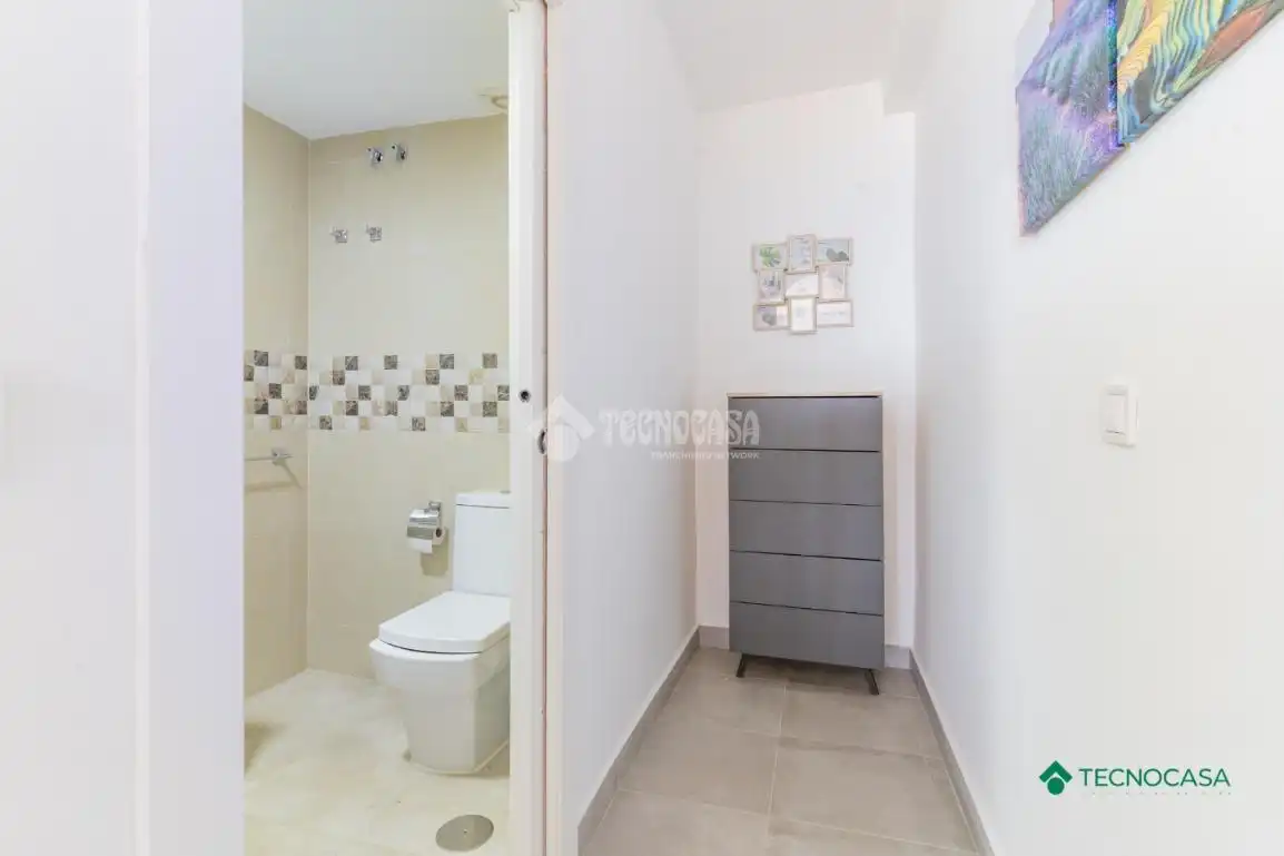 Baño de Piso en venta en Roquetas de Mar con Aire acondicionado y Terraza