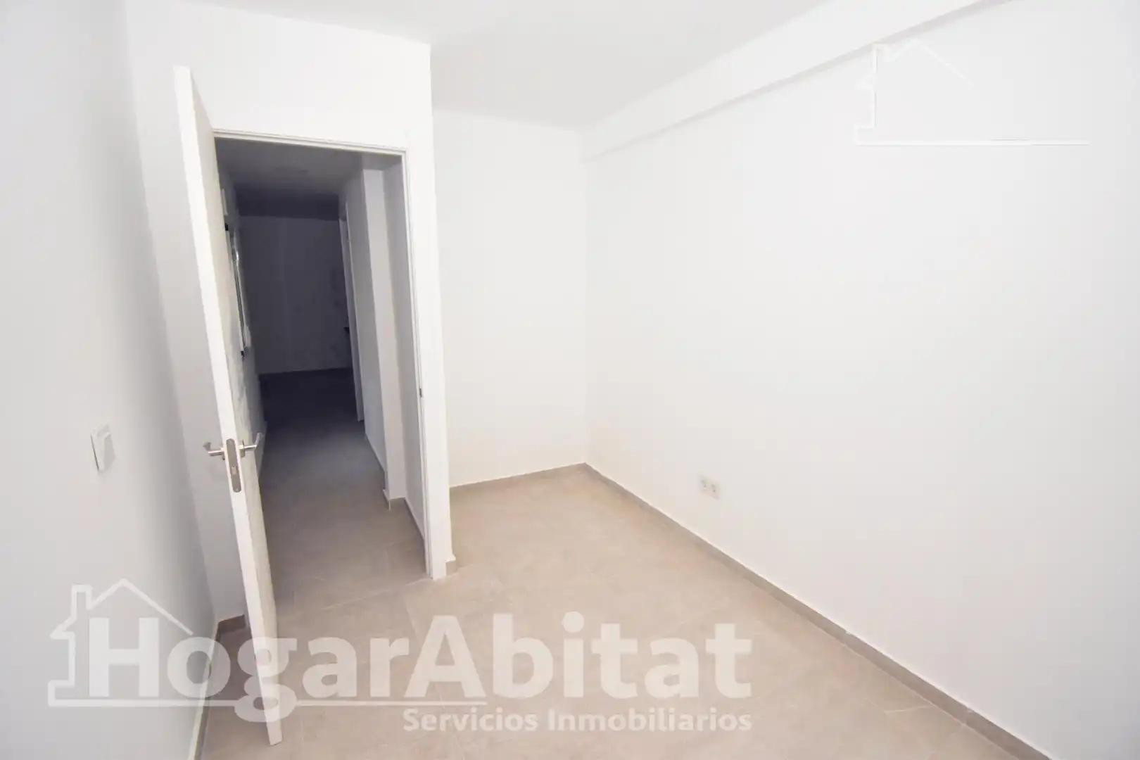 Habitación de Piso en venta en Castellón de la Plana / Castelló de la Plana con Aire acondicionado
