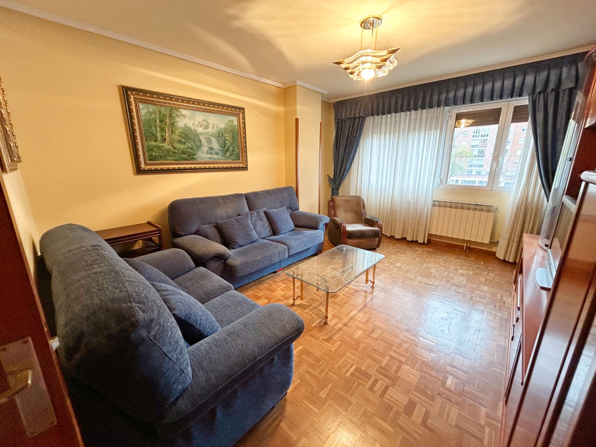 Living room of Flat for sale in Vitoria - Gasteiz  with Heating, Parquet flooring and Terrace