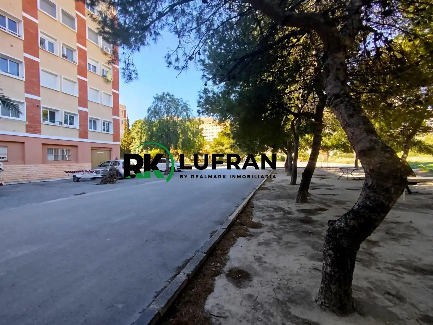 Vista exterior de Piso en venta en Alicante / Alacant con Aire acondicionado y Balcón