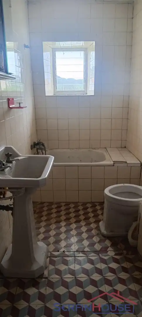 Badezimmer von Einfamilien-Reihenhaus zum Verkauf in Escalante