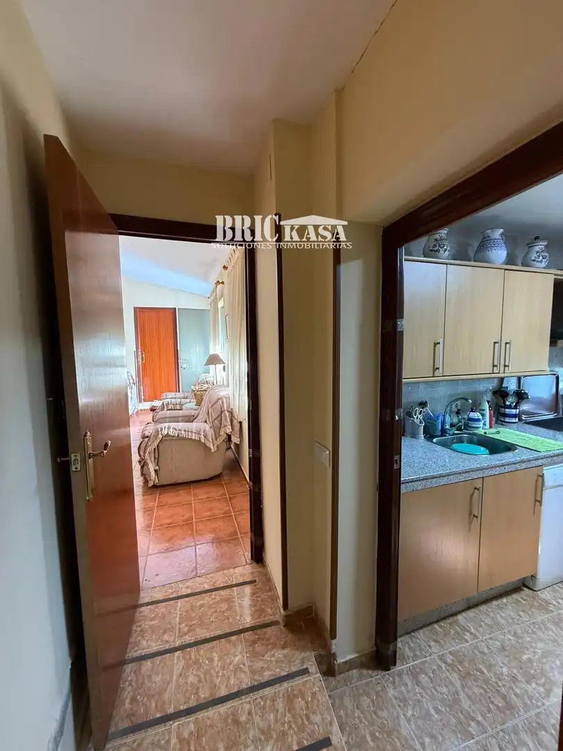 Houses for sale in Cáceres  with Air Conditioner, Terrace and Storage room