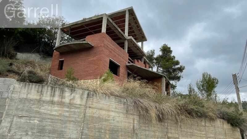 Casa adosada en venda a CL ILLA (BONREPOS) 
 CORBERA DE LLOBREGAT (BARCEL, Corbera de Llobregat
