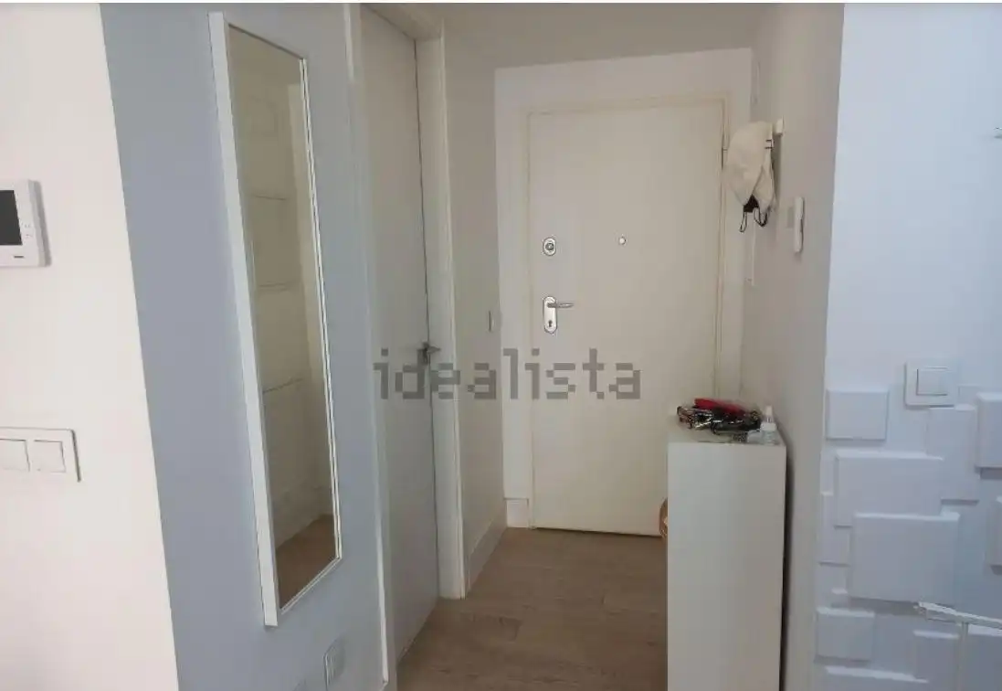 Piso de alquiler en Alicante / Alacant con Aire acondicionado, Trastero y Amueblado