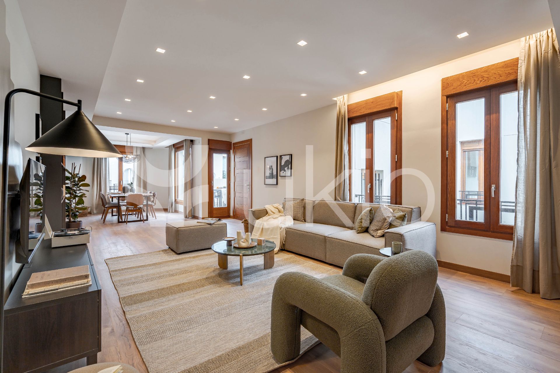 Sala d'estar de Apartament de lloguer en  Madrid Capital amb Aire condicionat, Calefacció i Terrassa