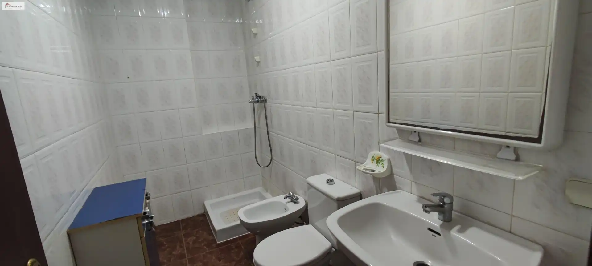 Baño de Casa adosada en venta en Alcalá del Río con Aire acondicionado, Terraza y Trastero