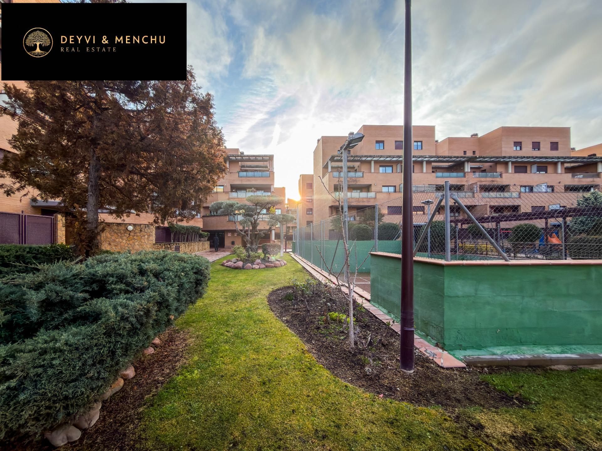 Vista exterior de Apartament en venda en Yebes amb Aire condicionat, Calefacció i Terrassa