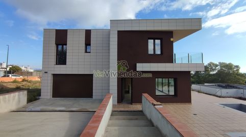 Foto 3 de Casa o xalet en venda a Carrer Puig de Mira, 28, Sant Esteve Sesrovires, Barcelona