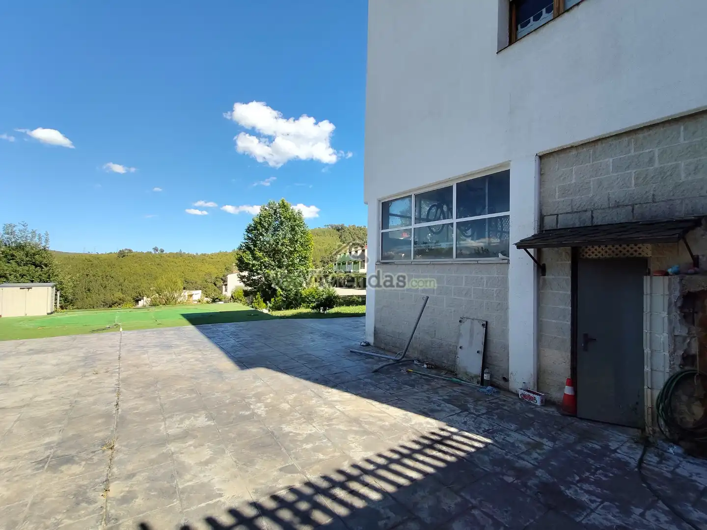 Vista exterior de Casa o xalet en venda en Vallirana amb Calefacció, Jardí privat i Terrassa
