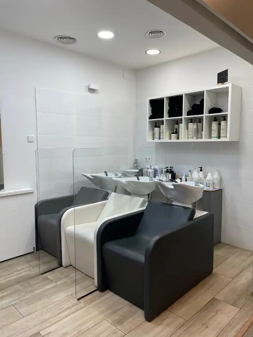 Baño de Local en traspaso en Majadahonda con Aire acondicionado