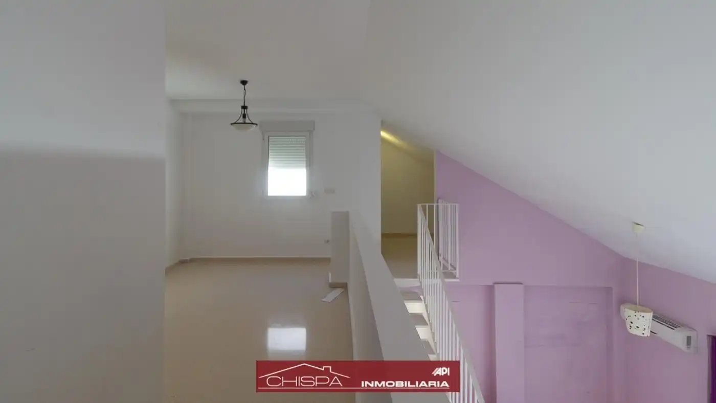 Ático de alquiler en Náquera con Terraza y Trastero