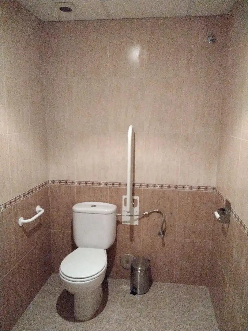 Geschaftsraum zur Miete in Calle Luis Álvarez Lencero, Pedanías de Badajoz