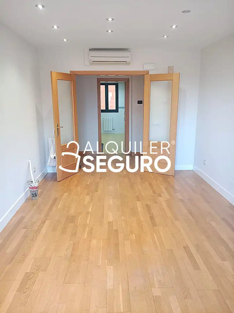 Flat with pool to rent in Manuel Azaña, imagen 4