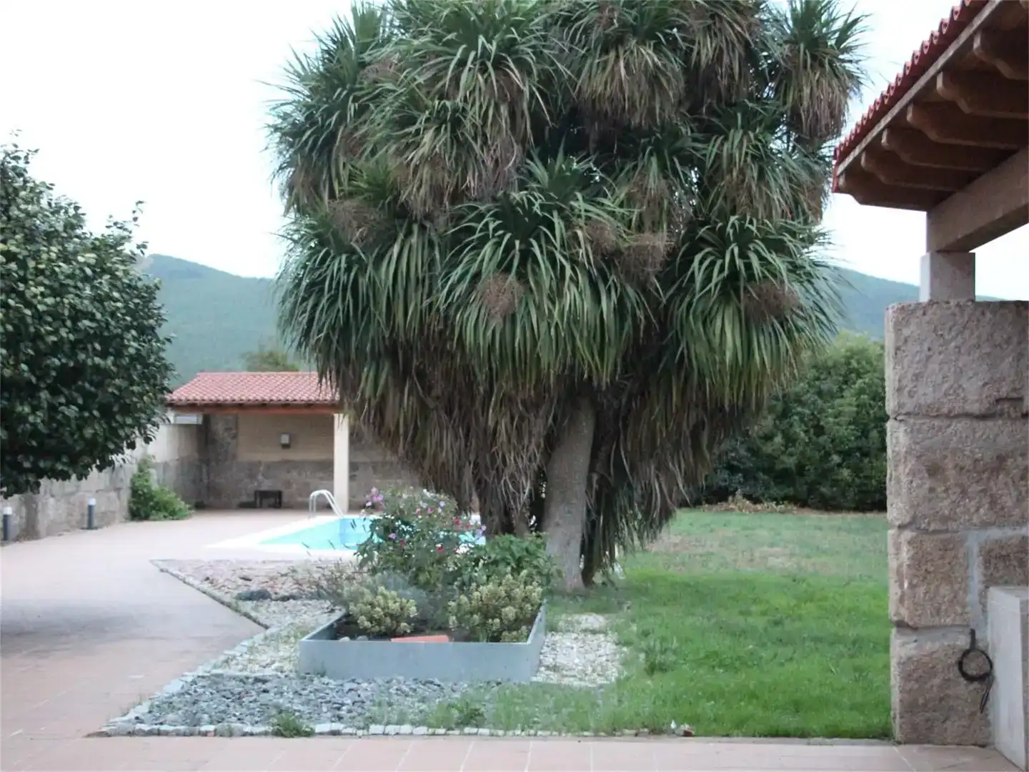 Jardí de Finca rústica en venda en Monterrei amb Jardí privat, Piscina i Balcó
