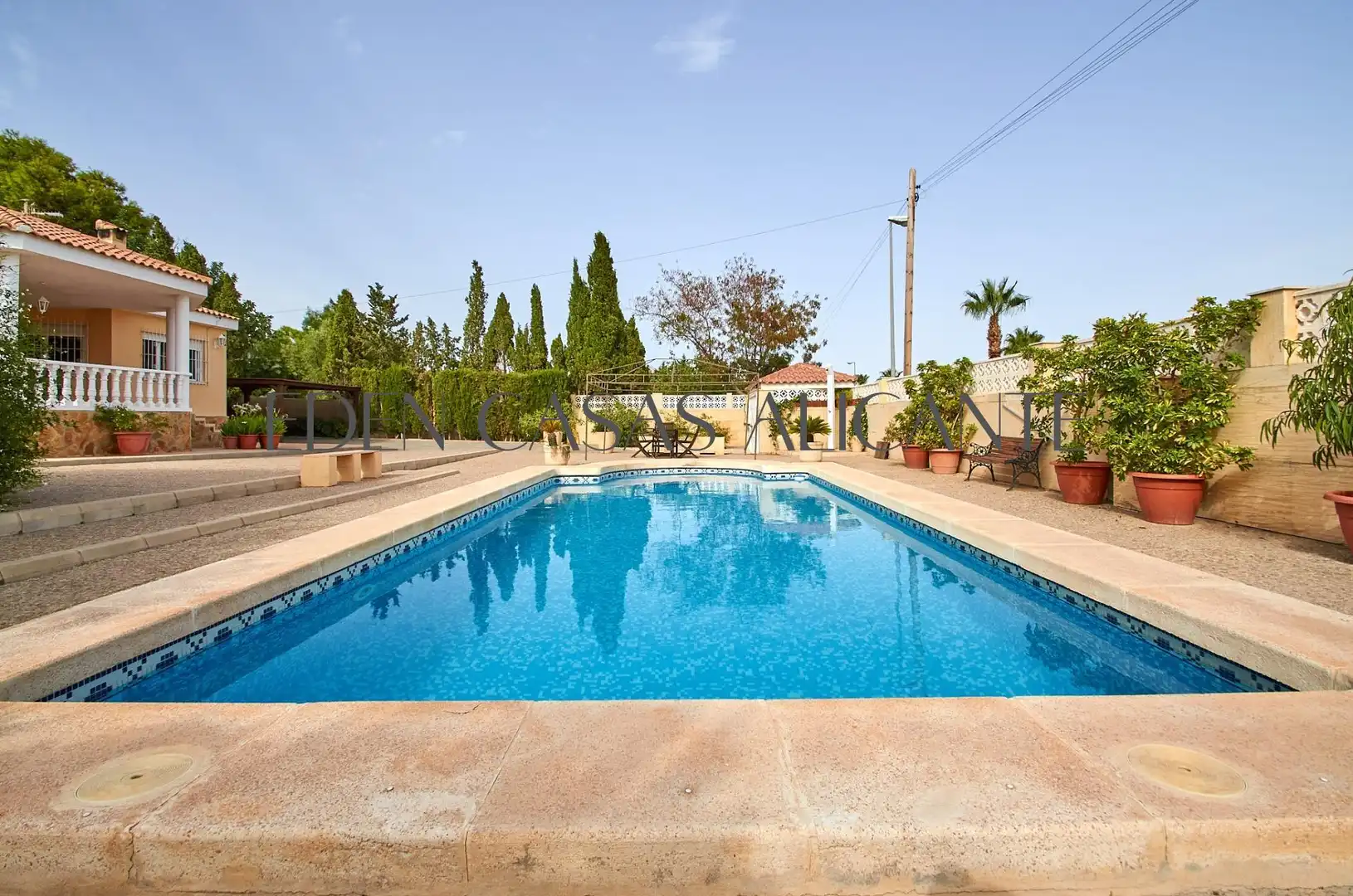 Schwimmbecken von Haus oder Chalet zum Verkauf in Mutxamel mit Klimaanlage, Heizung und Privatgarten