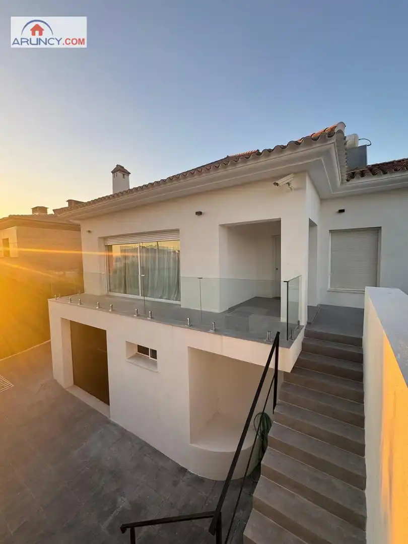 Exterior view of Houses for rent in Montequinto  with Air Conditioner, Parquet flooring and Terrace