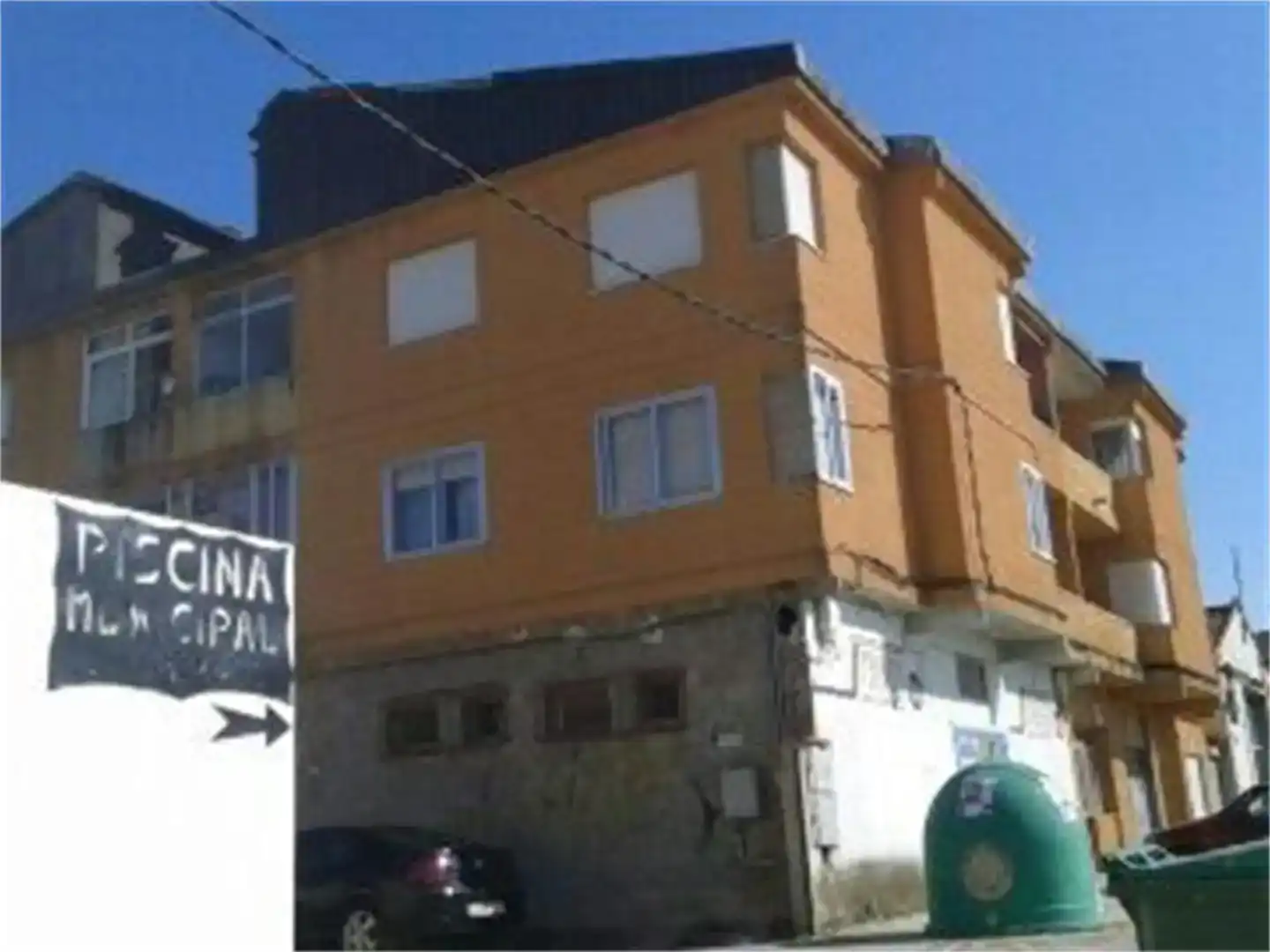 Vista exterior de Pis en venda en Villalpardo amb Jardí privat, Piscina i Balcó