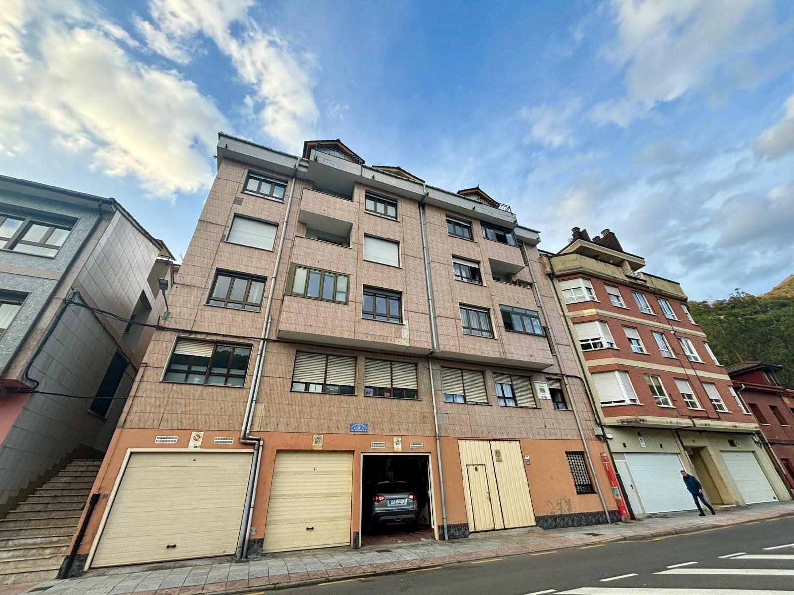 Pis en venda a Avenida Avenida Tartier, 12, Aller