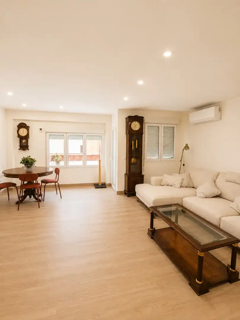 Wohnzimmer von Wohnung zur Miete in Valencia mit Klimaanlage, Terrasse und Möbliert