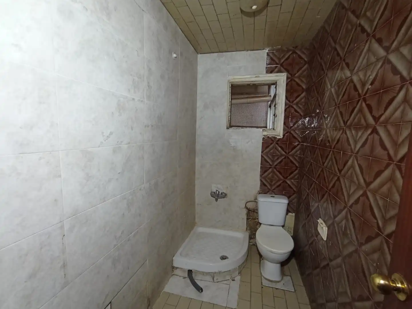 Piso en venta en C/ Nuria, Zona Alta