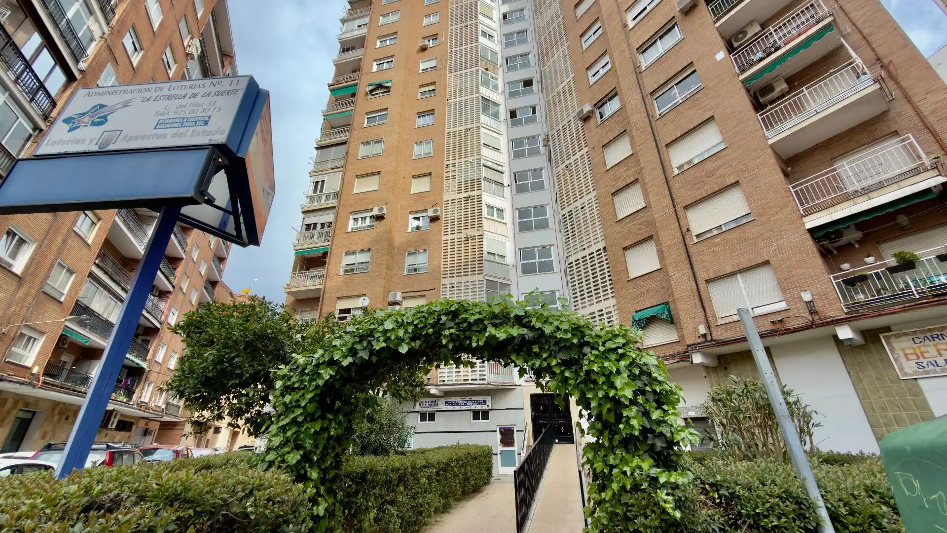 Vista exterior de Pis en venda en Talavera de la Reina amb Aire condicionat, Calefacció i Terrassa