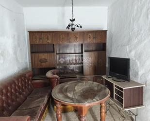 Sala d'estar de Casa adosada en venda en Casabermeja amb Jardí privat, Terrassa i Balcó