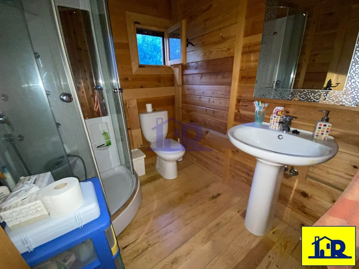 Bathroom of Houses for sale in Cuenca  with Terrace, Storage room and Furnished