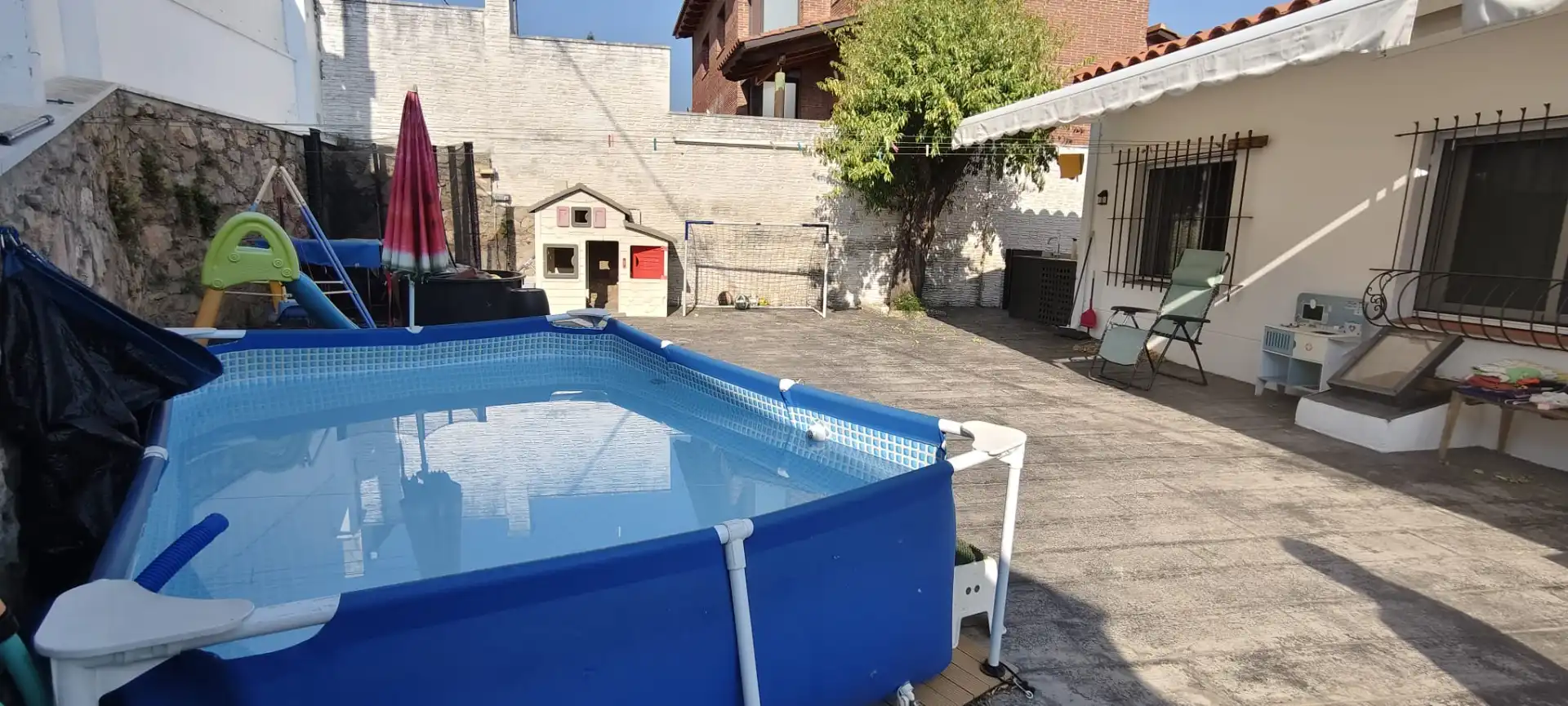Piscina de Casa o chalet en venta en Cervelló con Calefacción, Jardín privado y Parquet
