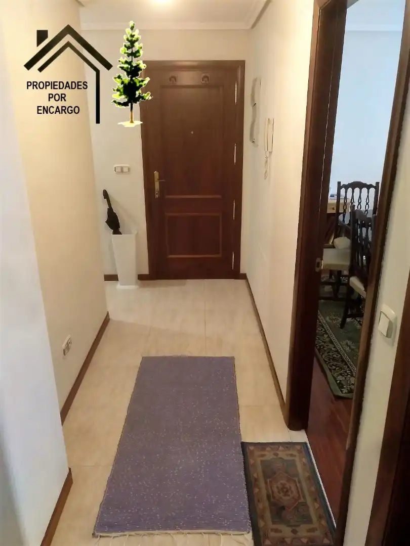 Piso en venta en Cangas  con Calefacción y Trastero