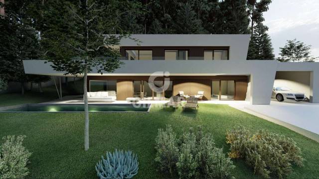 Terreno residencial en Venta en Miraflores de la Sierra