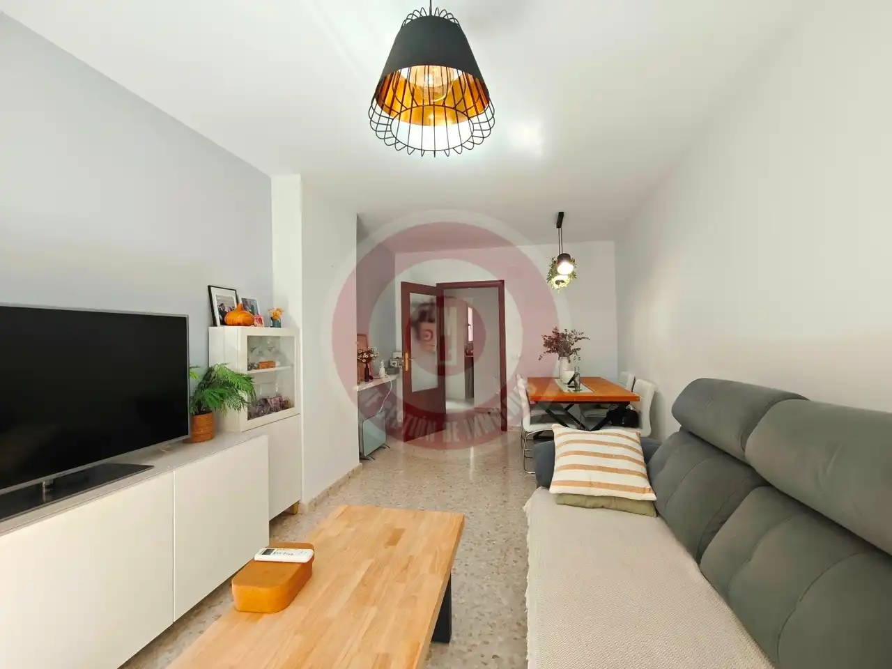 Sala d'estar de Pis en venda en Vélez-Málaga amb Aire condicionat, Terrassa i Moblat
