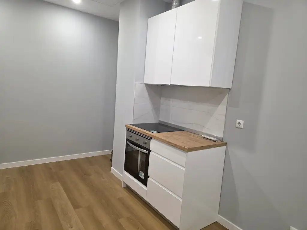 Kitchen of Flat for sale in Torrejón de Ardoz  with Air Conditioner, Heating and Oven