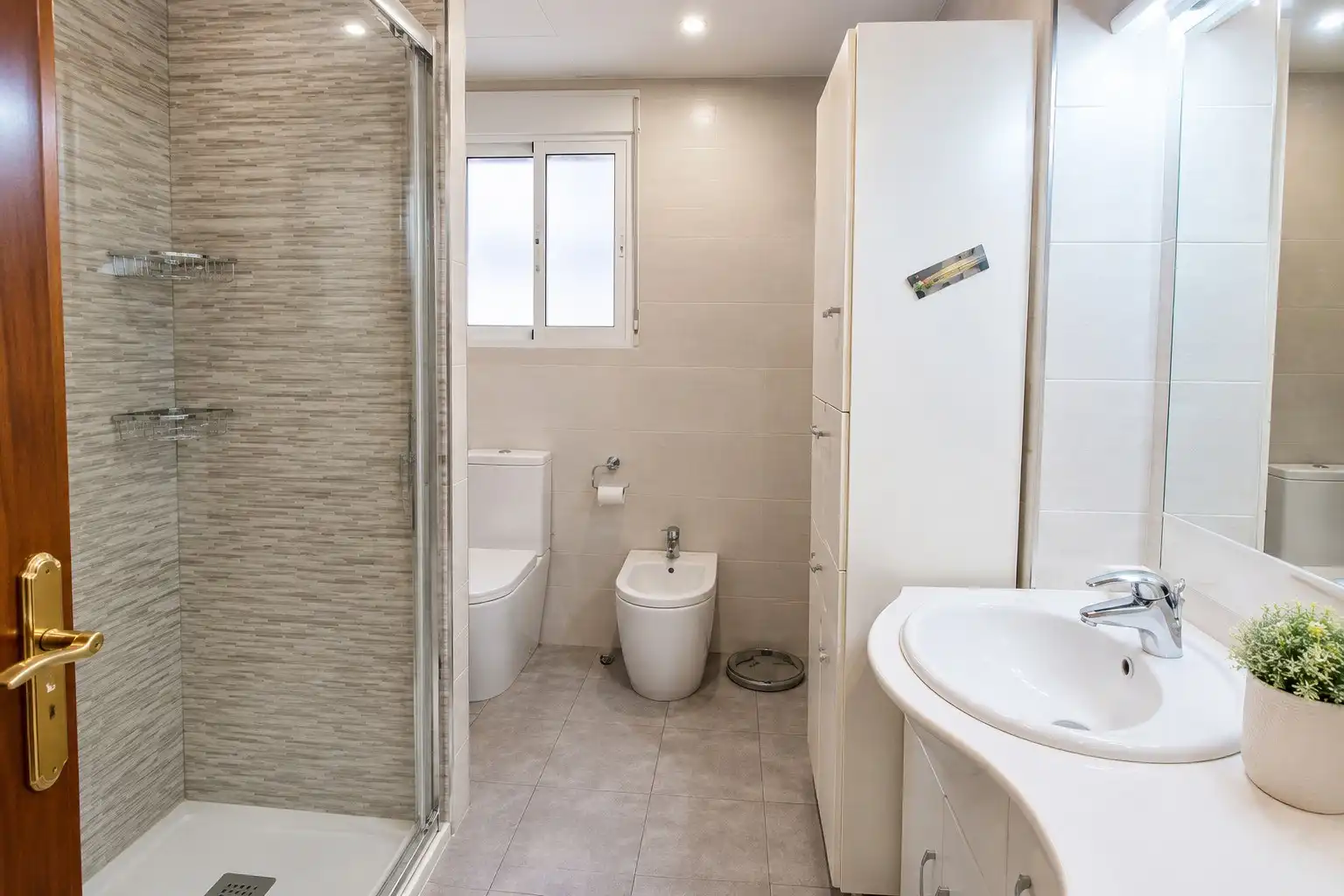 Baño de Casa o chalet en venta en San Pedro del Pinatar con Aire acondicionado, Calefacción y Parquet